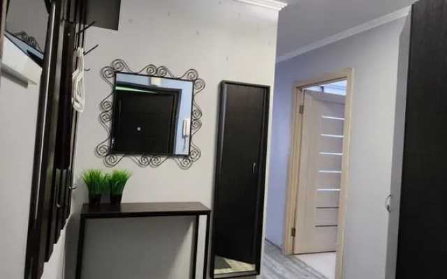 Yevrodvushka V Tsentre Goroda Flat
