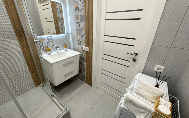 S zaseleniem 24/7 luchshiy servis posutochno 50 Flat