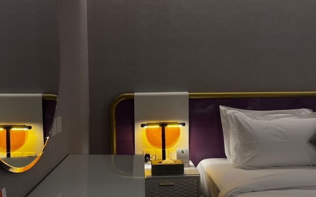 Marvelous Hotel