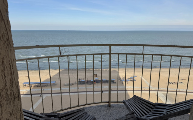 Квартира с красивым видом на море 2