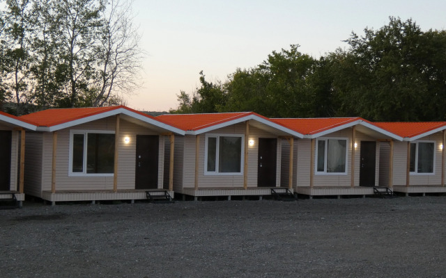 Частный Дом 7 с Отдельными Кроватями