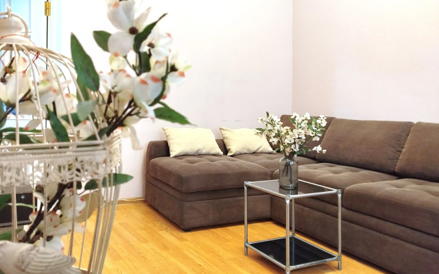 Квартира 4-комнатная в сердце Санкт-Петербурга