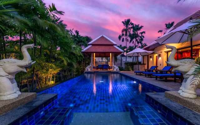 Togian Private Pool Naiharn Beach Villa