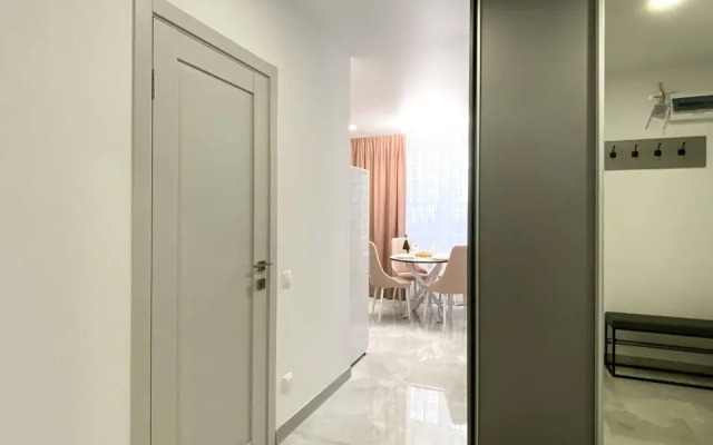 Апартаменты с двумя кроватями, балконом и ванной, 16 этаж