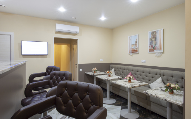 Grand Mark Syncotel Hotel