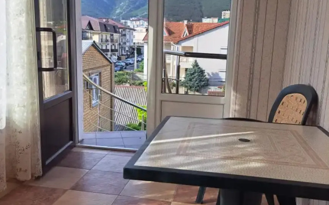 Yava Guest house