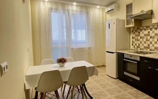 Квартира на Александра Покрышкина 2/2 407