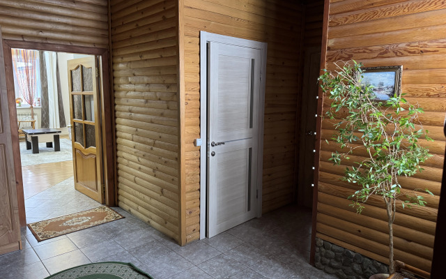 Частный дом Уютный в центре Байкальска