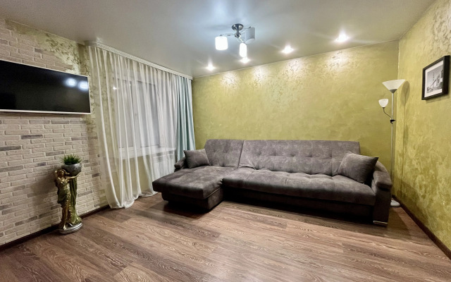 Квартира Двухкомнатная квартира не далеко от центра города