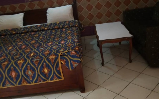 Residence Seven 7 Hotel