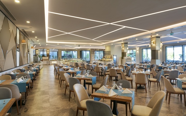 Отель Mövenpick Antalya Tekirova Resort