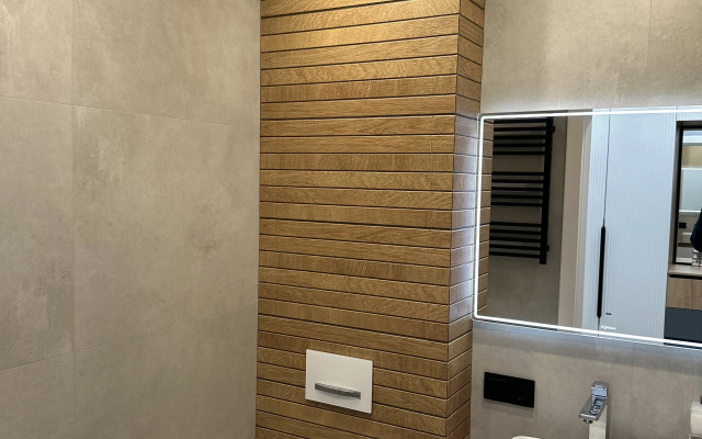 S Sovremennym Remontom i Beskontaktnym Zaseleniem Flat