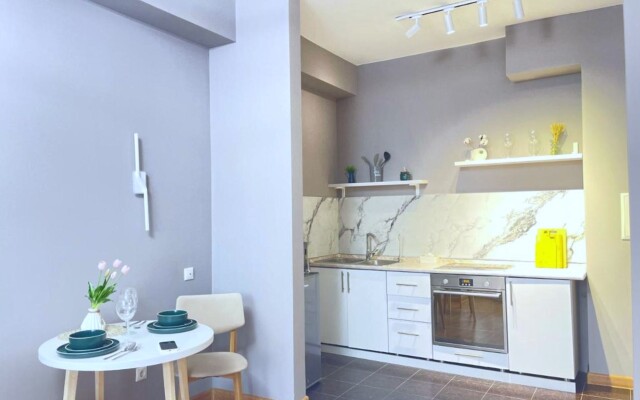 Space Apart Astana S3B - uyutnaya studiya u monumenta Baiterek Apartments