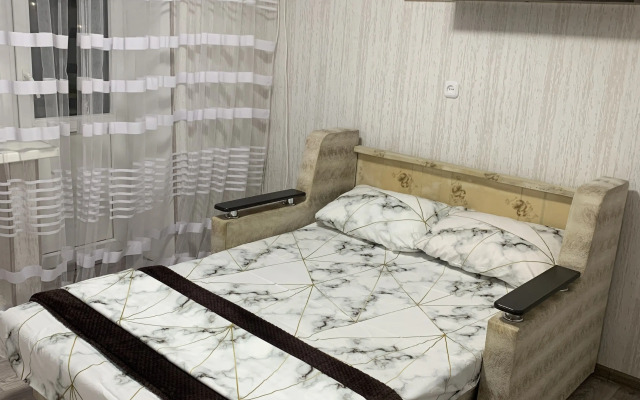 Dvukhkomnatnaya Prosveshcheniya 106A Flat
