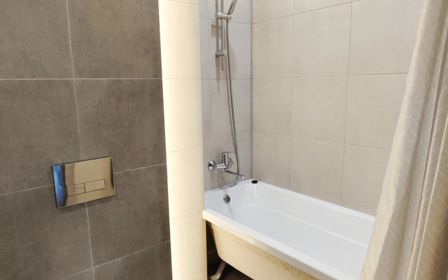 Prostornaya Studiya V Tsentre Goroda Flat