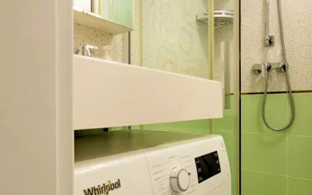 146/Dvyhyrovnevaya Studio v Slile Loft Flat