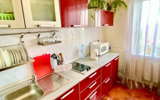 Квартира Уютная 1-комнатная с балконом у метро Международная