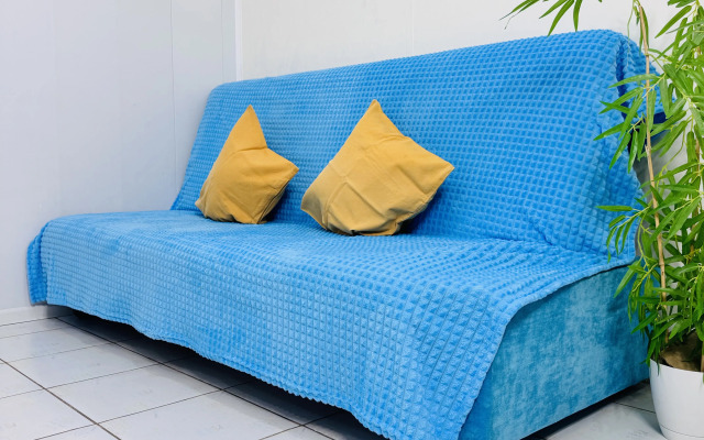 Апартаменты Уютнaя и пpoстopнaя студия в pайoне aэропopта Уфы