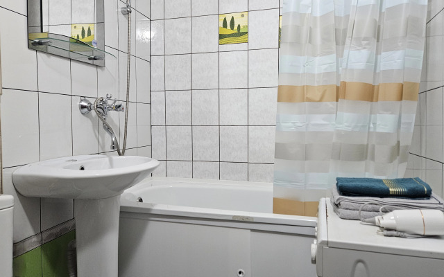 Квартира 1-комнатная на Красноуральской 21