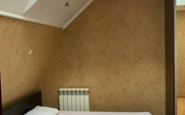 Fly Guest House