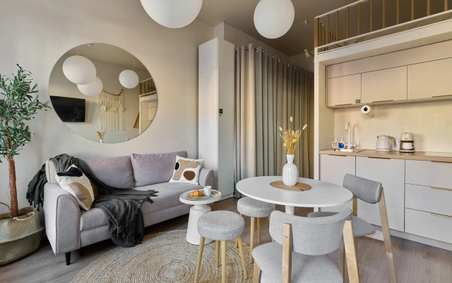 Апартаменты С.Утками в центре С-Пб | Дизайнерская студия Свет с антресолью