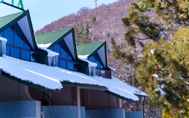 Vysota 1880 Hotel