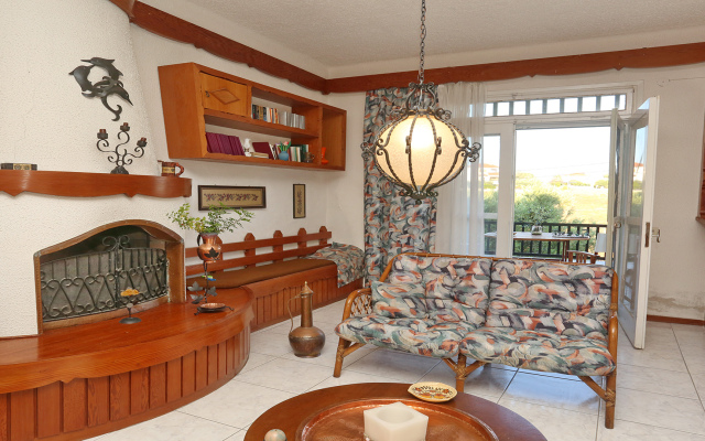Rika's Seaside Nikiti Villa
