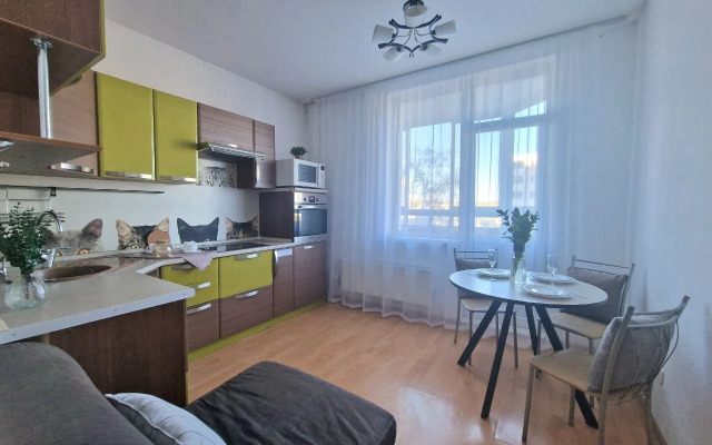 Квартира на Улице Старых Большевиков 3