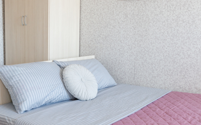 Просторная Двухкомнатная Квартира на 6 Гостей Проспект Октября 101 Театр Кукол