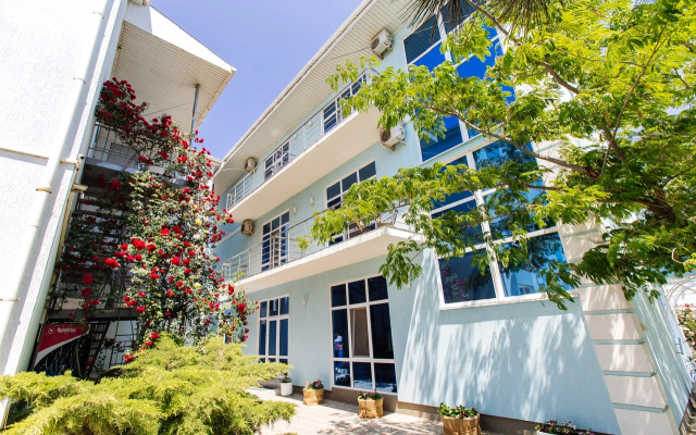 Eleni Guest House