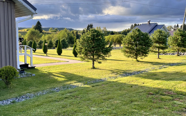 Частный дом у реки 2