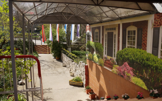Briz Hotel