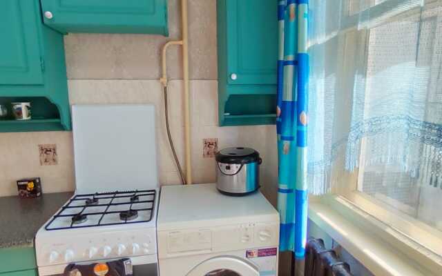 Three-room apartment in the Center