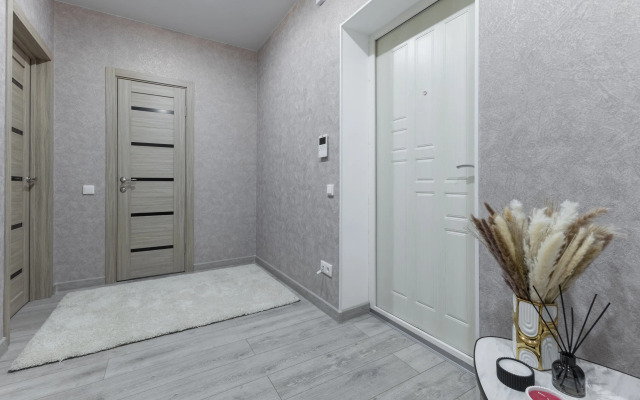 Komfort Na Adelya Kutuya Apartment