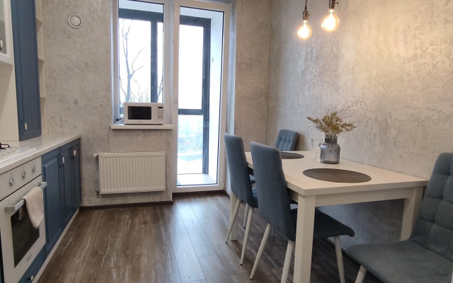 Komfortnaya U Korolevskikh Vorot Flat