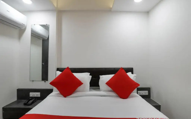Peradiot-Vastrapur Hotel