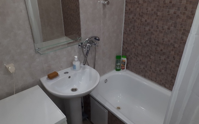 Aday Prostornye V Tsentre Apartments