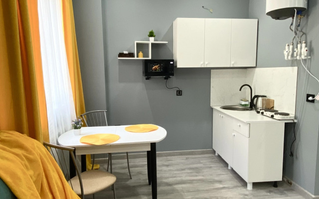 Квартира в 20 минутах до моря