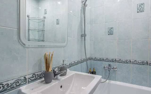 Apartamenty trehkomnatnye v 4km ot Kremla Sova-Dom