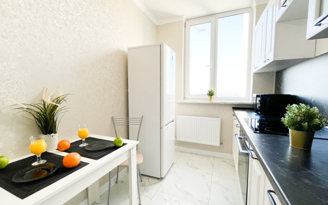 Na Ulitse Mechnikova 37 Apartments