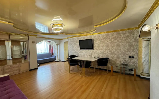 Krasnoznamenskiy Tsentralny Pyatachok Flat