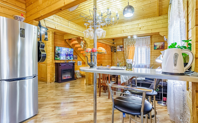 Semeyny Zagorodny Klub Otdykha  "agoy-Shale" Private house