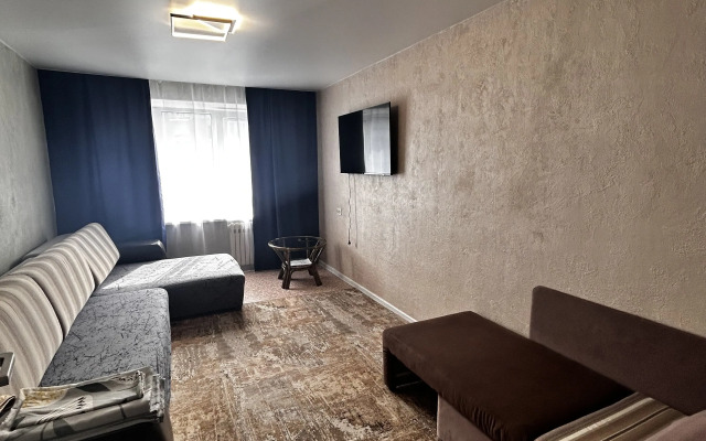 Uyutnaya Dvukhkomnatnaya V Tikhom Rayone Flat