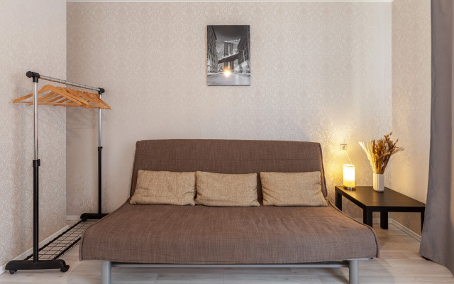 Квартира Уютная 2-к на Лукачева 10