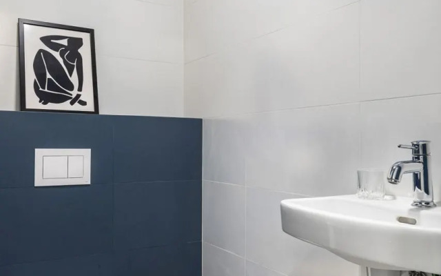 Апартаменты На Колоскова 8