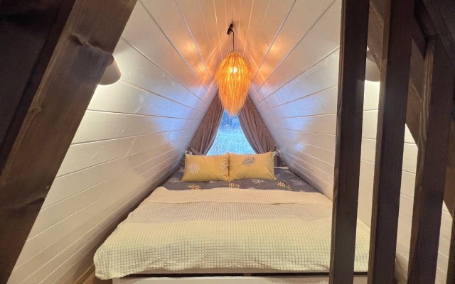 Na Ozerah Glamping