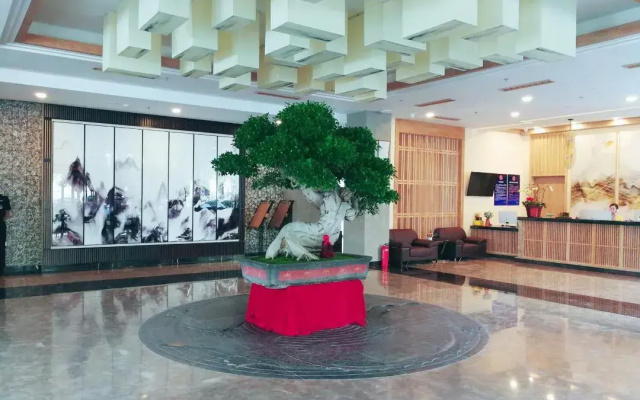Отель Jinfeng