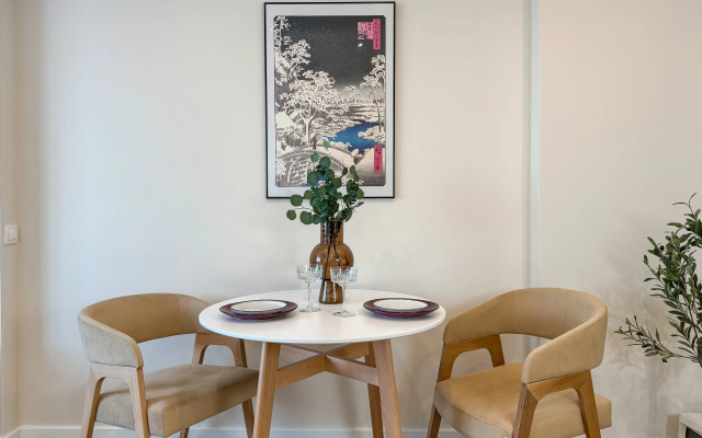 V Klubnom Dome Trilogiya Flat