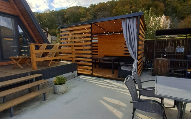 Maria-frame Private house