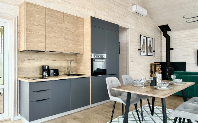 Частный дом Частный уютный дом от Sheluha House